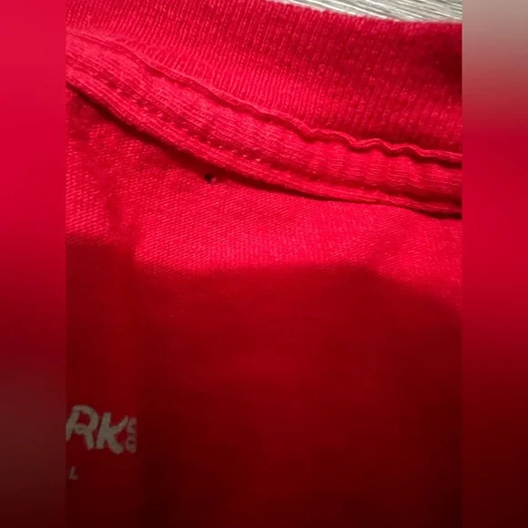 Disney World Happy Holiday tshirt XL - Picture 10 of 11